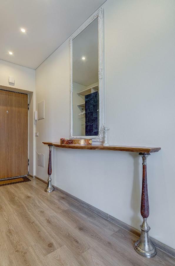 Bright Apartment Near Akropolis วิลนีอุส ภายนอก รูปภาพ
